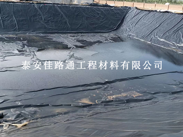 延長(zhǎng)水產(chǎn)養(yǎng)殖防滲膜使用壽命的策略解析 延長(zhǎng)水產(chǎn)養(yǎng)殖防滲膜使用壽命的策略解析